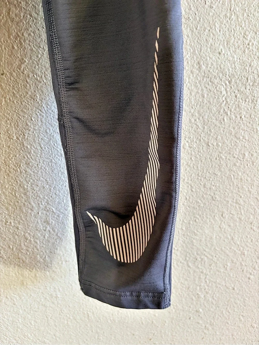 Nike Nike Pro Dri-FIT Leggings in Gray Size Youth Medium